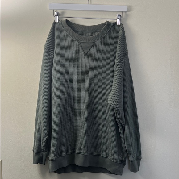 aerie Sweaters - Aerie Olive Crewneck Waffle knit Sweater